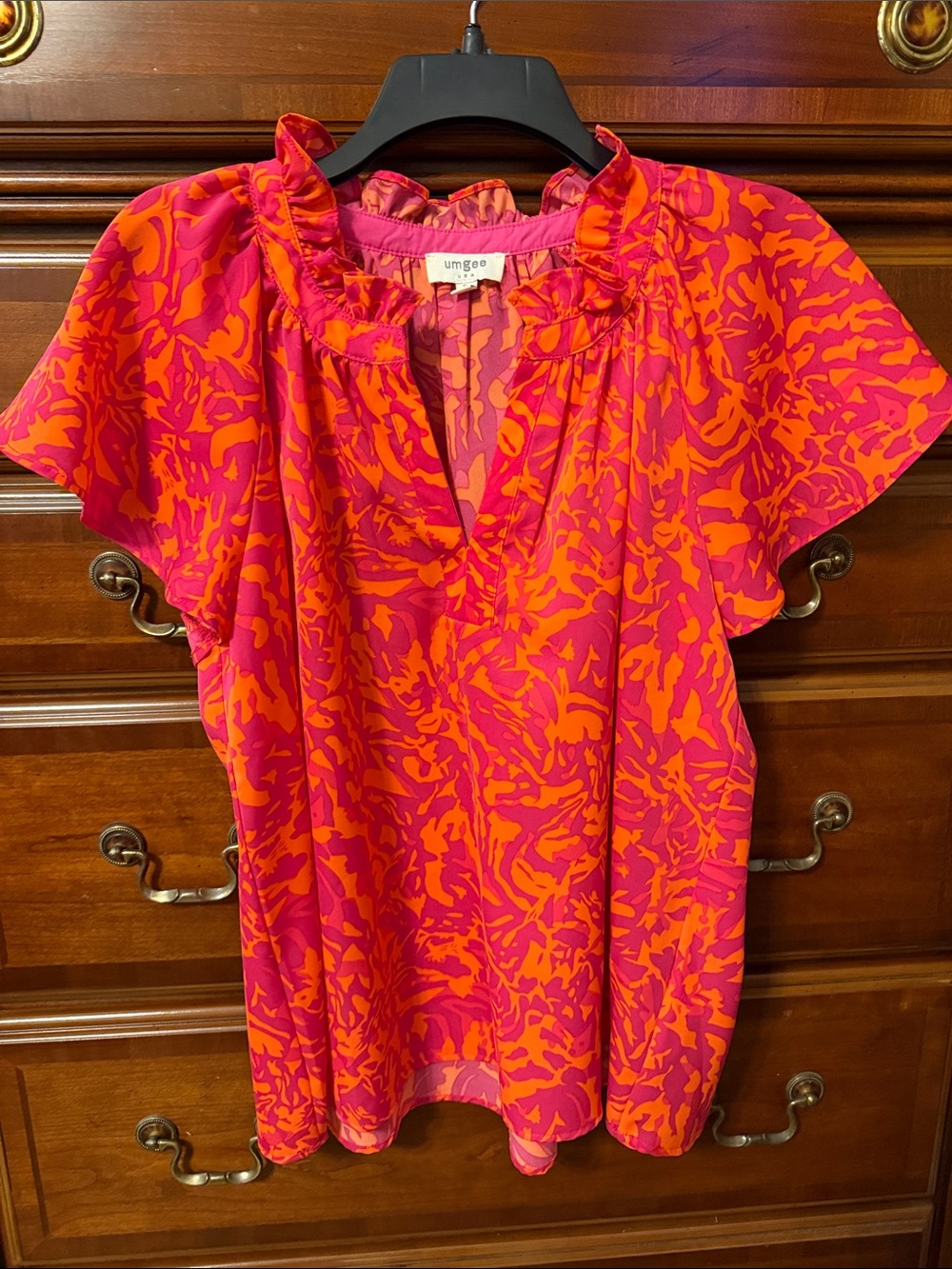 Umgee Pink & Orange Ruffle-Neck Flutter Sleeve Top